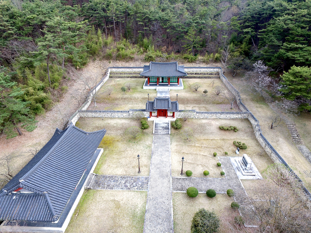 [하늘에 비친 문화유산] 광주 경렬사와 정지 장군의 예장석묘 첨부이미지 : 6 경열사 전경.jpg