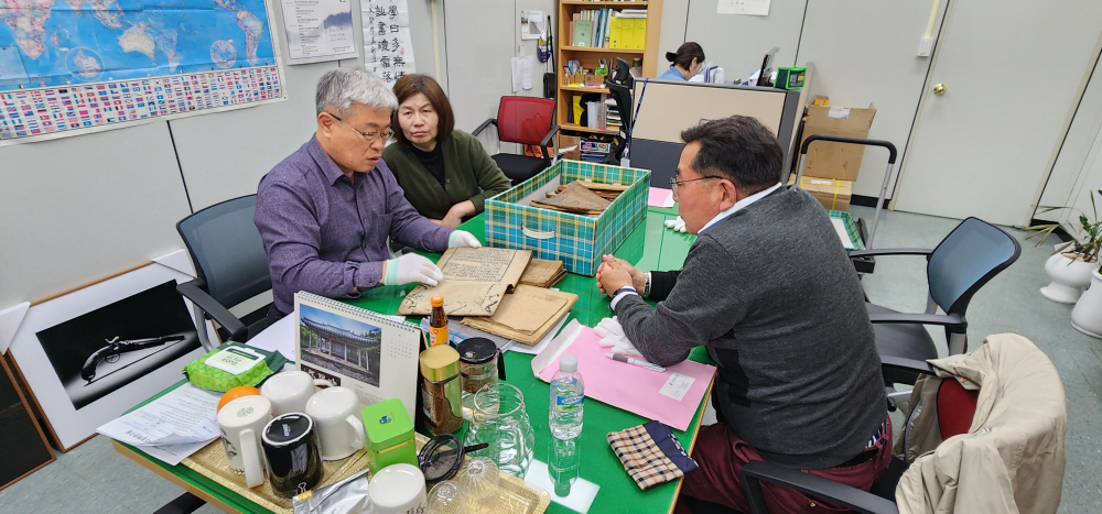 영암 탐진최씨 최용석 소장자료 수집 및 기탁(2024.4.8.) 첨부이미지 : 자료 설명 (2).jpg